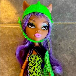 Monster High Skultimate Roller Maze Clawdeen Wolf READ